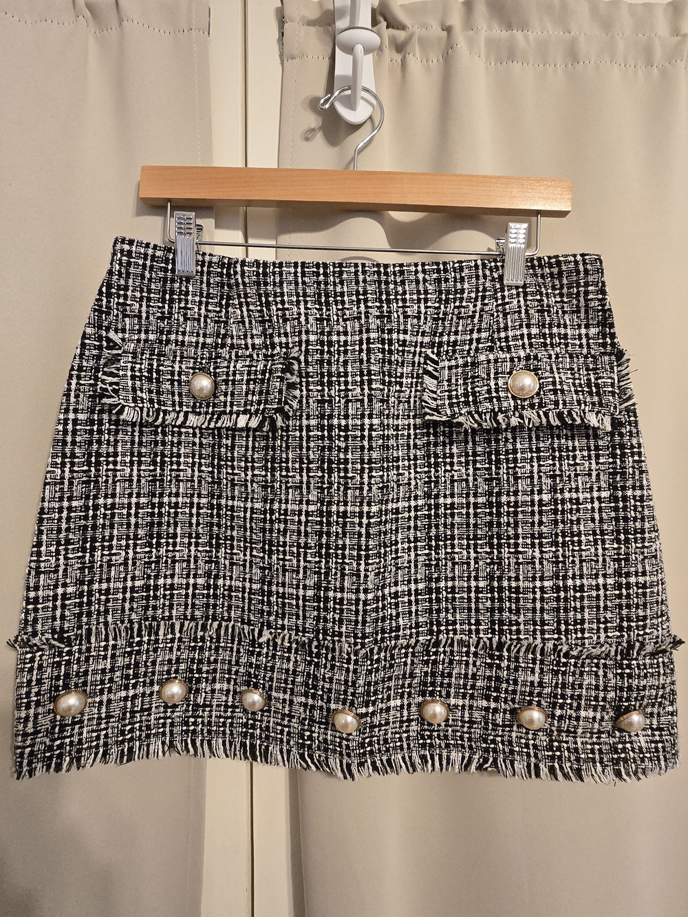 River Island Black & White Tweed Mini Skirt Pearl Buttons UK 14 / US 10